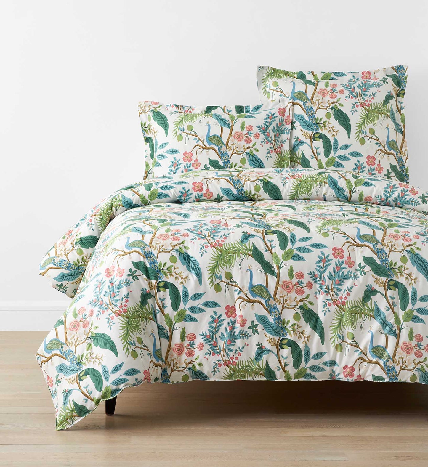 Sateen Comforter - Peacock White - Premium Design Accessory