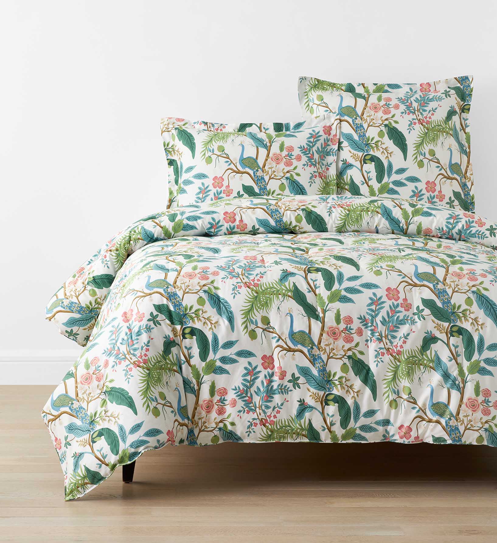 Sateen Comforter - Peacock White - Premium Design Accessory