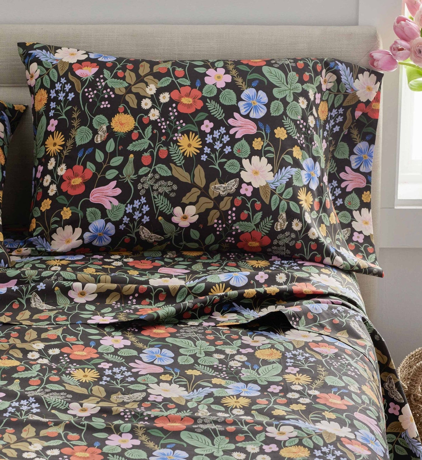 Percale Pillowcases - Strawberry Fields Black