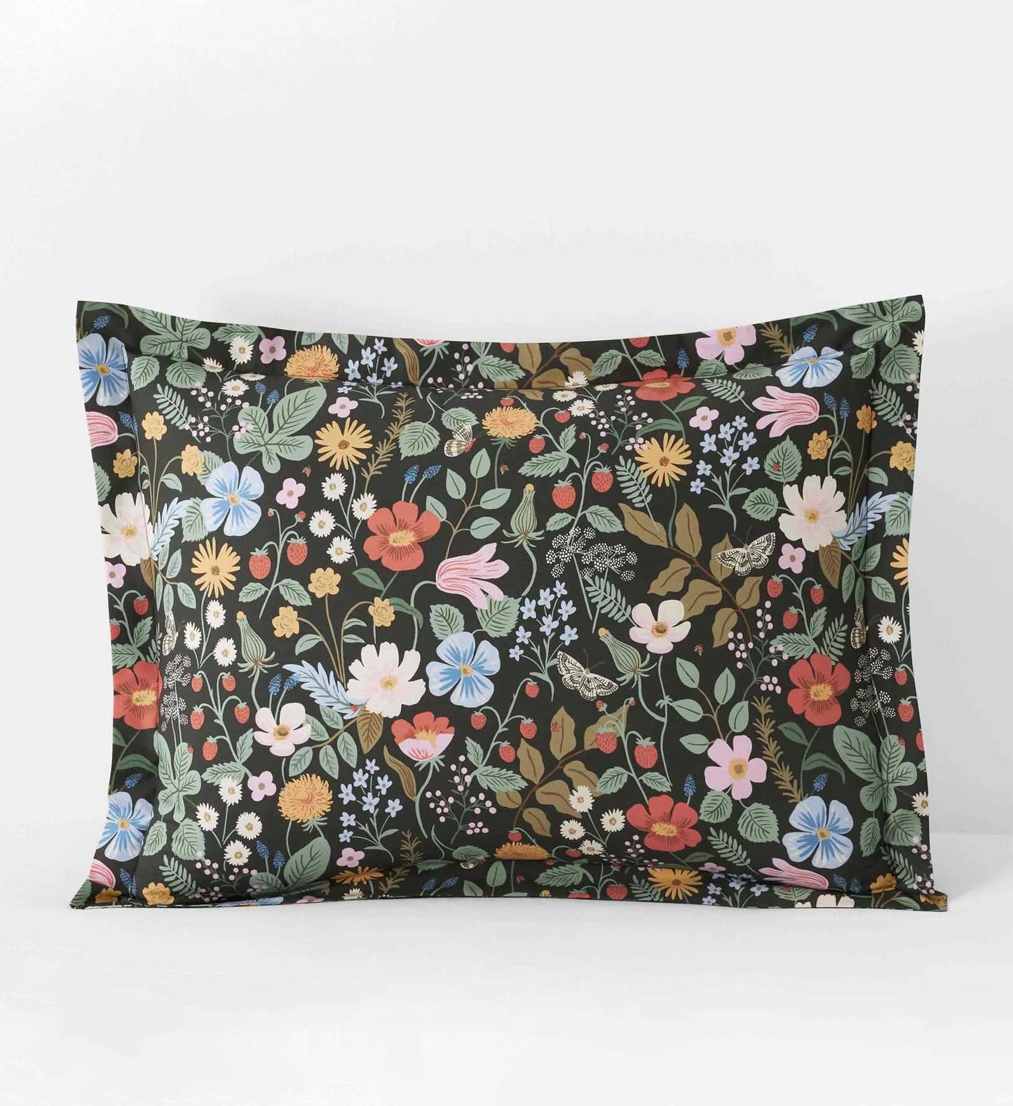 Percale Sham - Strawberry Fields Black - Premium Design Accessory