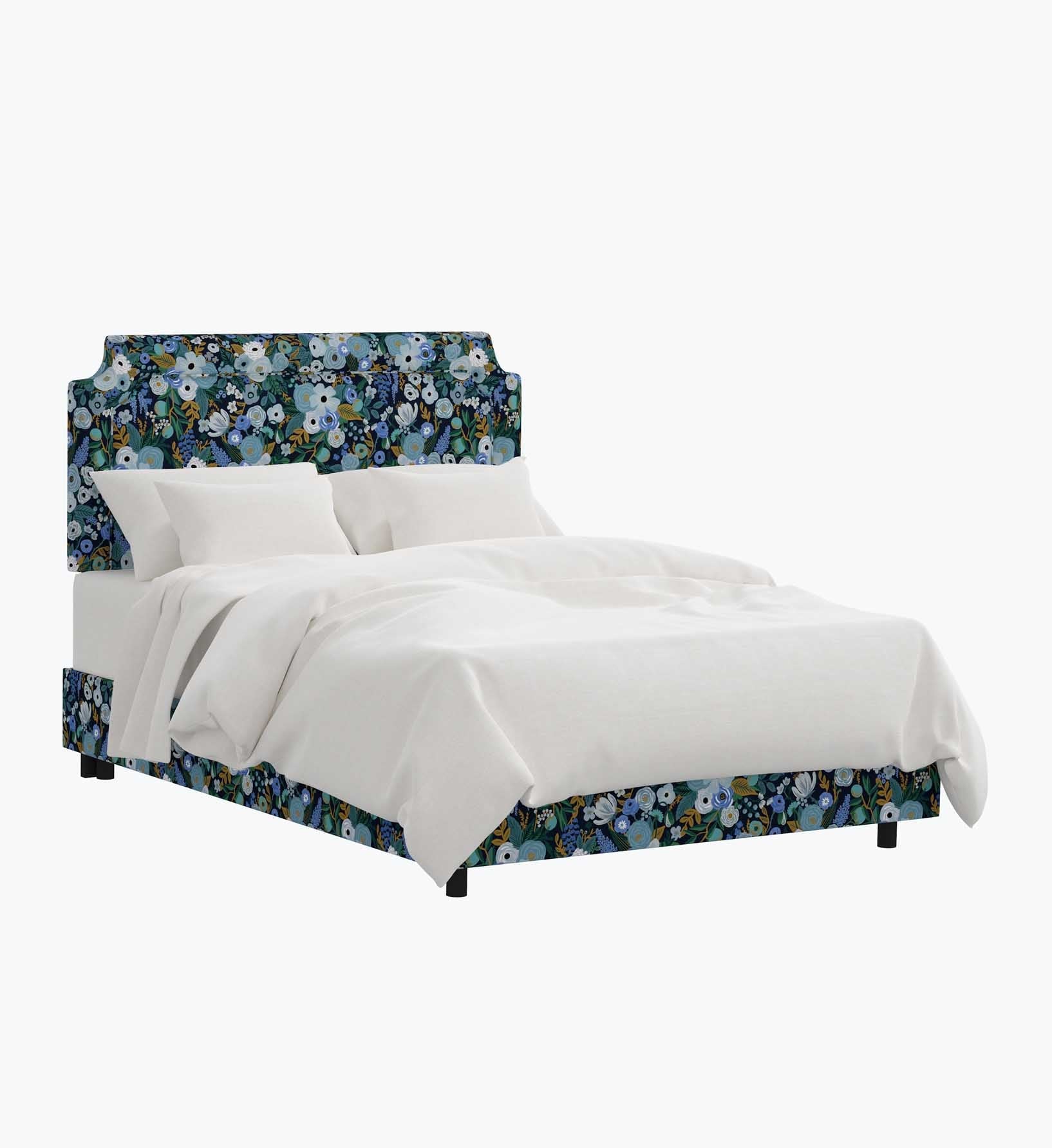 Hampton Bed - Garden Party Blue - Premium Design Accessory