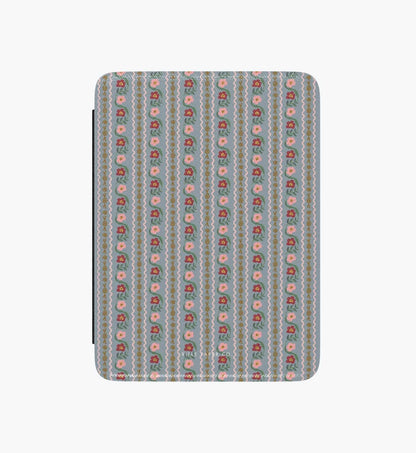Kindle Paperwhite Case - Delphine - Premium Design Accessory